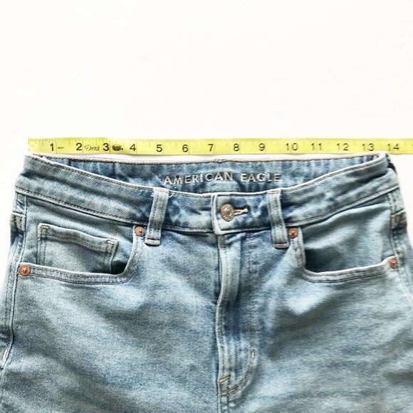 American Eagle Stretch Mom Jean Light Wash High Rise Womens 6 - Picture 10 of 10